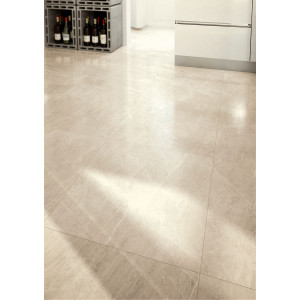 béžová mramorová gresová dlažba ATHENA ALMOND 122,2x122,2 na podlahe