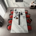 Leštená dlažba JEWELS STATUARIO LUNENSIS JW 12 60×60 od MIRAGE v dekore bieleho mramoru v pracovni