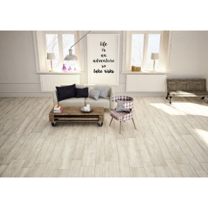 Tuscania Decape Bianco 20,2x122,2 – dlažba s realistickým dreveným vzhľadom pre svetlé interiéry