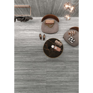 Rektifikovaný gres Travertino Dark – Mirage, hnedý kameňový vzhľad