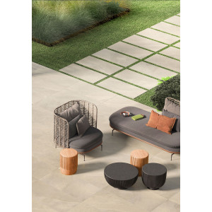 Matná dlažba Slash Almond 61×61 od značky Tuscania pre interiér aj exteriér.