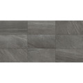 Porcelánová protišmyková dlažba Tuscania Limestone Coal 61×122,2 cm, dostupná na Inceram.sk.