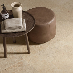 Dlažba MERIDA SAND 80x80 – matný povrch, imitácia vápenca.