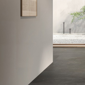Matná gresová dlažba MONTAGNE ANTHRACITE 80×80 – prírodný kameň Villeroy & Boch.