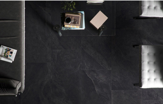 antracitová dlažba