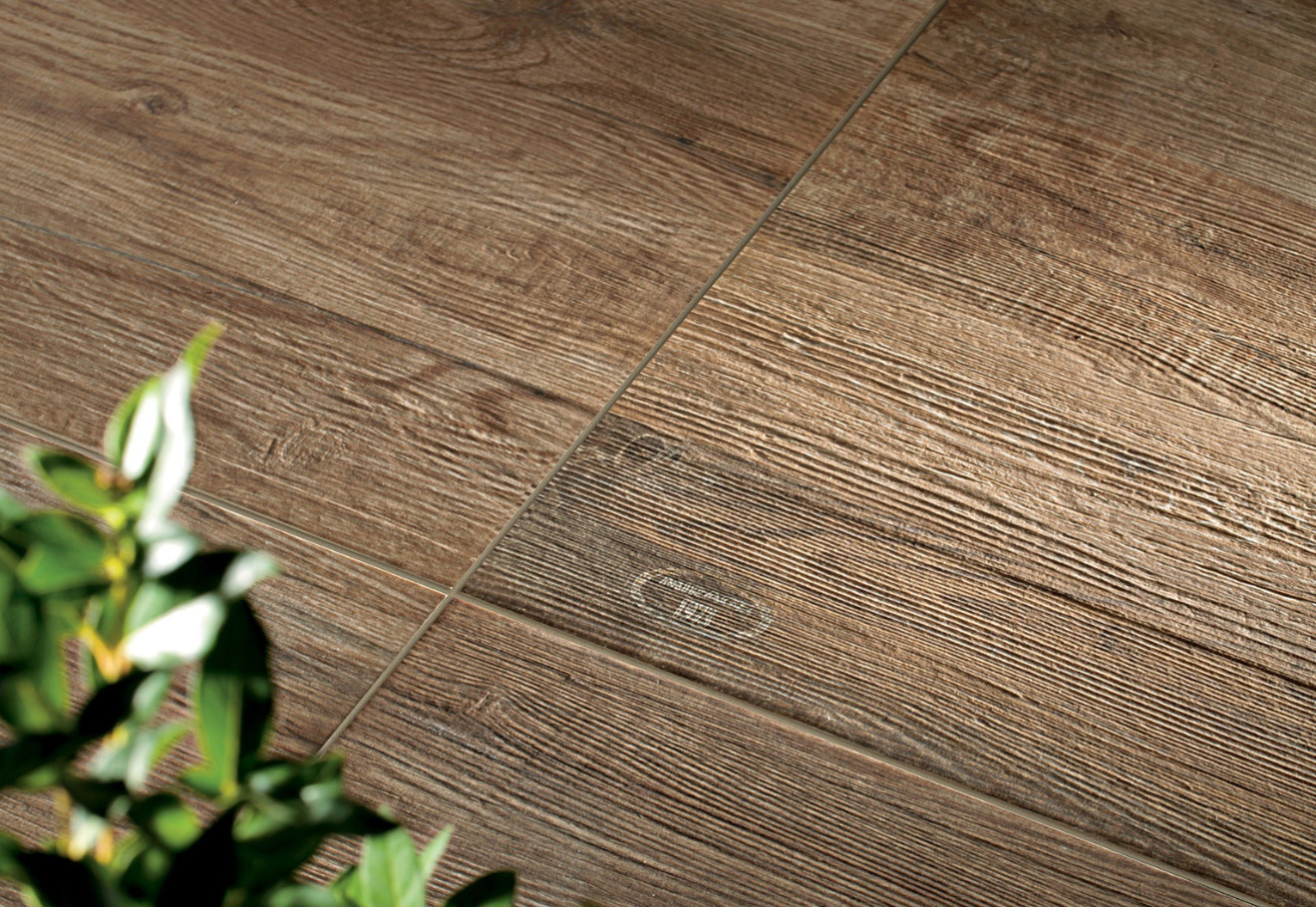 Dlažba imitácia dreva - 8 dôvodov, prečo si vybrať drevodekor do svojho interiéru